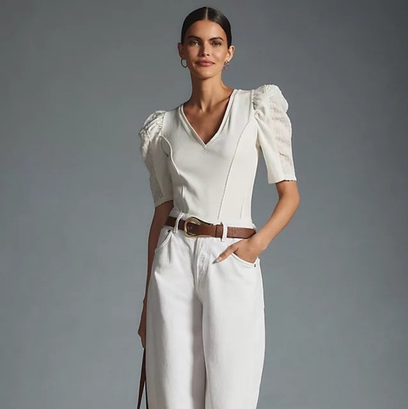 By Anthropologie Puff-Sleeve Structured V-Neck Tee Blouse Top in White Size LG - Picture 5 of 12